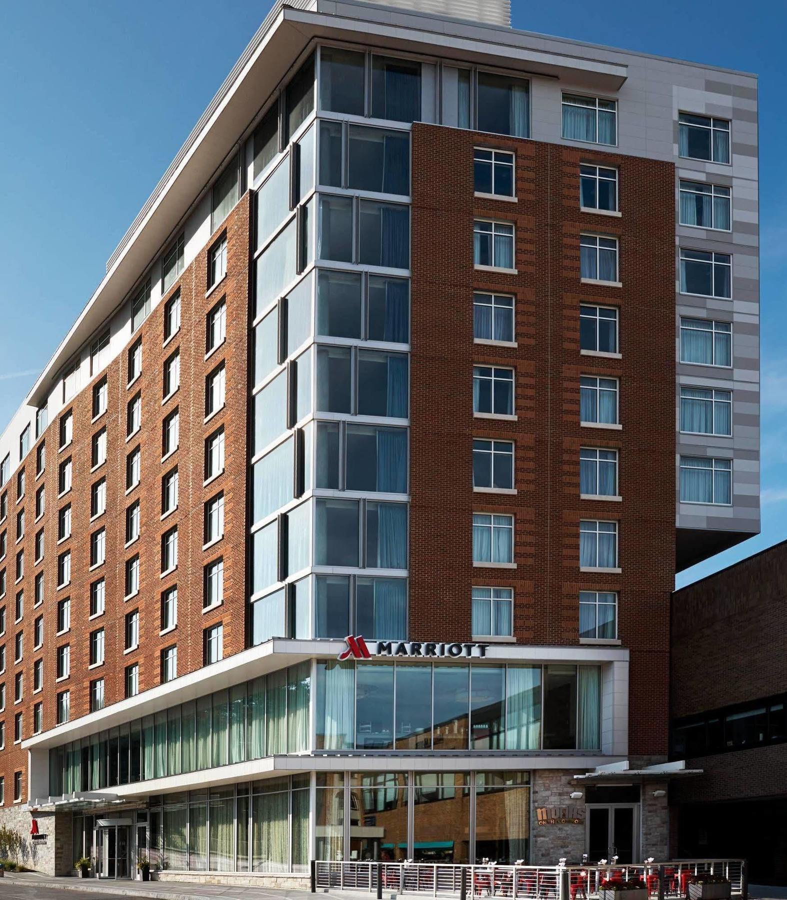 Ithaca Marriott Downtown On The Commons Hotel Exterior foto